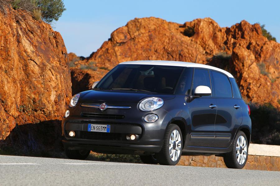  Fiat 500L 1.6 MJT 2013 года  (фото 8 из 47)